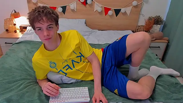 Fandi 777 online show from November 20, 2025, 8:37 am