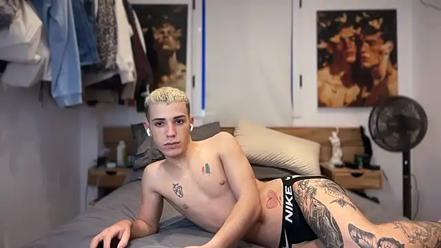 Snapshot of Cristian_Delgado chatting on March 2, 2026, 5:52 am Cristian Delgado online show from March 2, 2026, 5:52 am