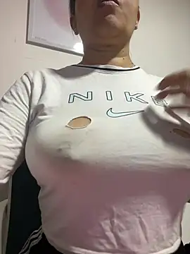 ruby santana777 online show from March 28, 2026, 9:27 pm