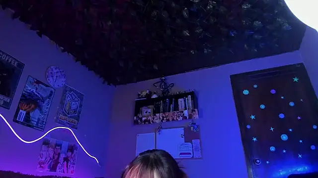 maryberry   online show from February 12, 2025, 4:33 am