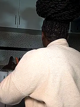 Bella045 online show from November 8, 2025, 12:14 am