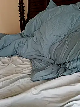 momentum2023 online show from November 11, 2025, 3:07 pm