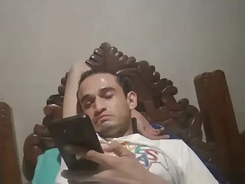 Snapshot of mapachon81 chatting on October 31, 2025, 6:32 am mapachon81 online show from October 31, 2025, 6:32 am