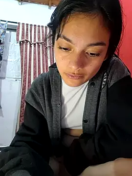 Snapshot of littlemelii chatting on January 3, 2025, 6:00 am littlemelii online show from January 3, 2025, 6:00 am