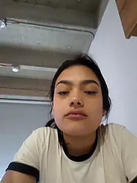 Snapshot of littlemelii chatting on February 25, 2025, 9:58 pm littlemelii online show from February 25, 2025, 9:58 pm