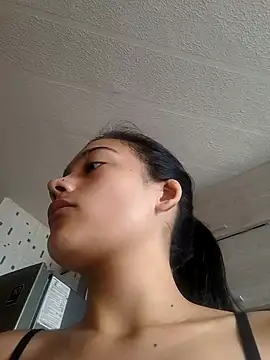 Snapshot of littlemelii chatting on January 19, 2025, 3:53 pm littlemelii online show from January 19, 2025, 3:53 pm