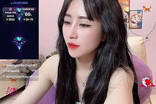  LLisa  online show from February 25, 2025, 5:51 pm