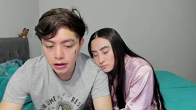 Snapshot of steban_and_kim chatting on February 21, 2026, 12:56 am steban and kim online show from February 21, 2026, 12:56 am