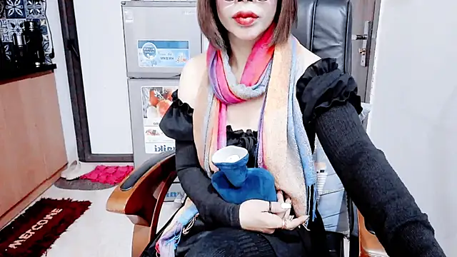 Miu-Le online show from January 7, 2026, 4:23 pm