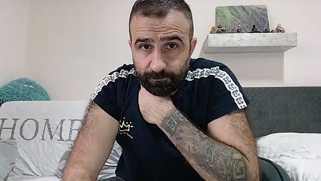 Snapshot of ivat80 chatting on December 28, 2024, 7:44 am ivat80 online show from December 28, 2024, 7:44 am