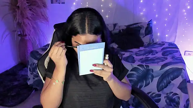 Riana Kean online show from March 11, 2026, 2:05 am