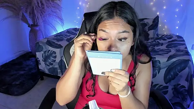 Riana Kean online show from April 17, 2026, 5:54 am