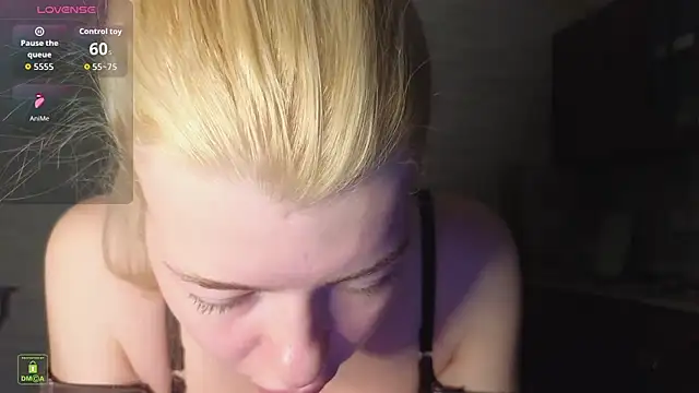 RinaBlondie online show from February 10, 2026, 6:12 am