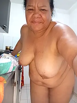 Snapshot of Shanttal0272 chatting on February 19, 2026, 1:19 pm Shanttal0272 online show from February 19, 2026, 1:19 pm