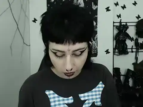Snapshot of n0sferatus__ chatting on September 18, 2025, 10:29 am n0sferatus online show from September 18, 2025, 10:29 am