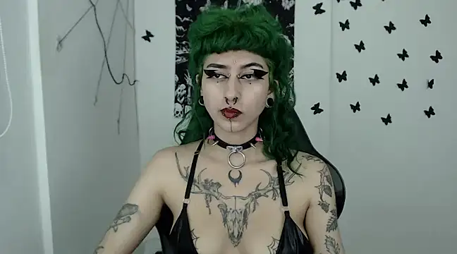 Snapshot of n0sferatus__ chatting on December 12, 2024, 5:31 am n0sferatus online show from December 12, 2024, 5:31 am
