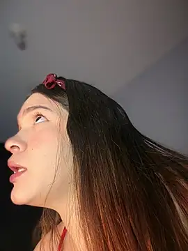 Snapshot of Zeli_66 chatting on February 15, 2026, 6:03 am Zeli 66 online show from February 15, 2026, 6:03 am