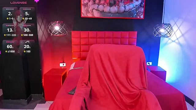 Megan wolf1  online show from November 9, 2025, 3:32 am