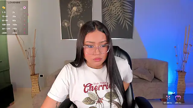 AmberLewis  online show from November 2, 2025, 11:10 pm