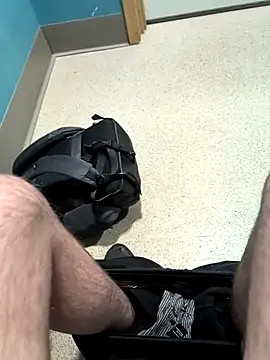 Snapshot of Alfie41105 chatting on November 25, 2025, 5:02 pm Alfie41105 online show from November 25, 2025, 5:02 pm