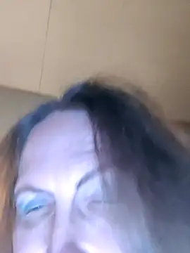 Snapshot of Evelina_cute chatting on October 7, 2025, 4:41 pm Evelina cute online show from October 7, 2025, 4:41 pm