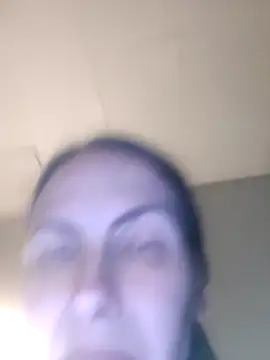 Snapshot of Evelina_cute chatting on September 27, 2025, 5:41 pm Evelina cute online show from September 27, 2025, 5:41 pm