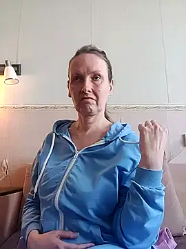 Evelina cute online show from March 30, 2026, 11:11 am