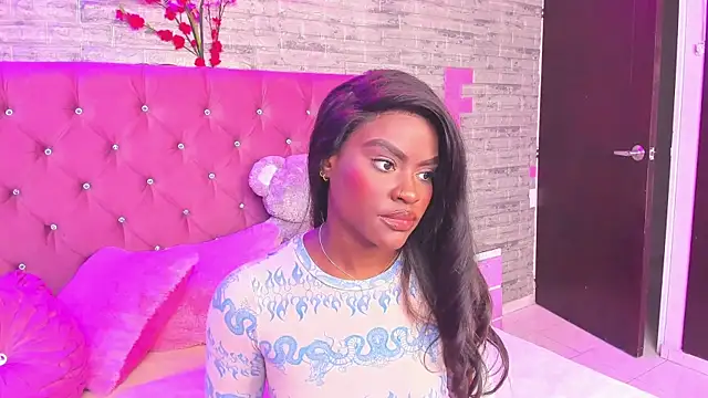 Snapshot of IsabellaBromsS chatting on February 9, 2025, 8:24 pm IsabellaBromsS online show from February 9, 2025, 8:24 pm