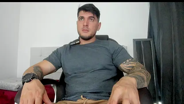 Teilor Creed online show from November 11, 2025, 8:36 pm