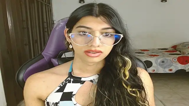 engielphoenis14 online show from September 11, 2025, 11:27 pm