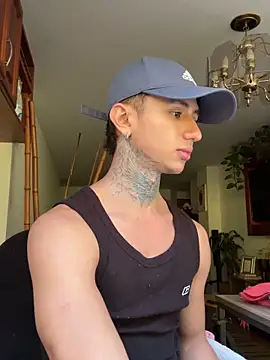 ArchiGoldd online show from September 25, 2025, 10:27 pm