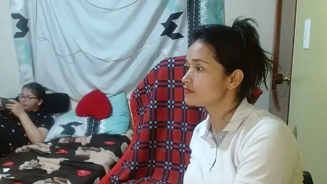 clayre and jill online show from January 8, 2026, 4:18 am