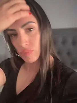 alessandra-a online show from October 1, 2025, 5:28 pm