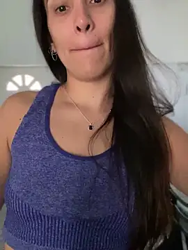 alessandra-a online show from February 18, 2025, 3:31 pm