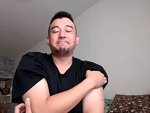 Snapshot of KOUHEY2023 chatting on November 30, 2025, 12:55 am KOUHEY2023 online show from November 30, 2025, 12:55 am