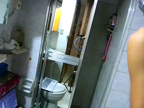 singlemom4 online show from October 26, 2025, 7:14 pm