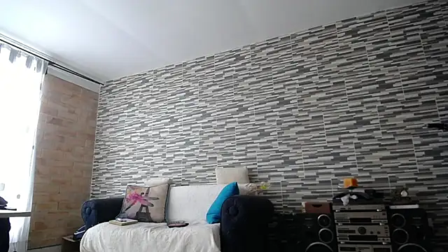 VioletaGomezCo online show from October 7, 2025, 11:33 am