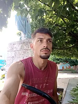 Snapshot of puak6666 chatting on December 5, 2025, 2:15 pm puak6666 online show from December 5, 2025, 2:15 pm