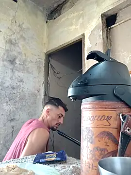 Snapshot of puak6666 chatting on December 3, 2025, 11:09 am puak6666 online show from December 3, 2025, 11:09 am