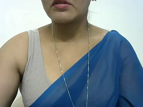 Snapshot of rashmika_reddy chatting on April 26, 2026, 5:32 pm rashmika reddy online show from April 26, 2026, 5:32 pm