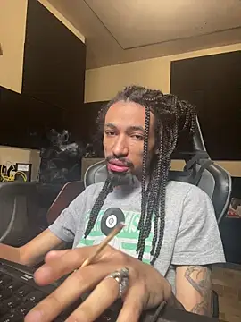 hotcamboy420 online show from March 1, 2026, 4:40 pm