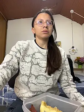 Snapshot of karlamorris_ chatting on February 4, 2026, 1:28 pm karlamorris online show from February 4, 2026, 1:28 pm