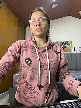 Snapshot of karlamorris_ chatting on January 19, 2026, 1:59 pm karlamorris online show from January 19, 2026, 1:59 pm