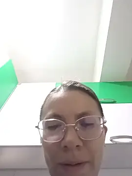 Snapshot of karlamorris_ chatting on November 25, 2025, 2:17 pm karlamorris online show from November 25, 2025, 2:17 pm