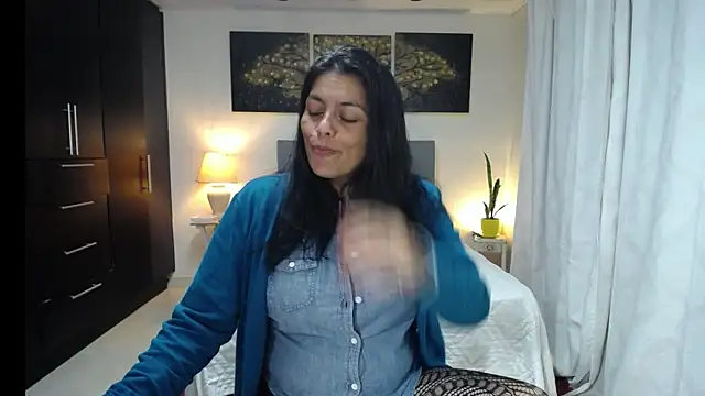 Lust Mom41 online show from June 21, 2026, 1:11 am