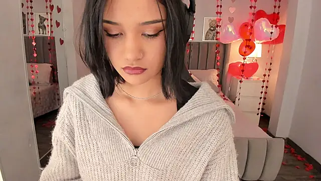 renee shelby  online show from February 7, 2025, 9:37 pm