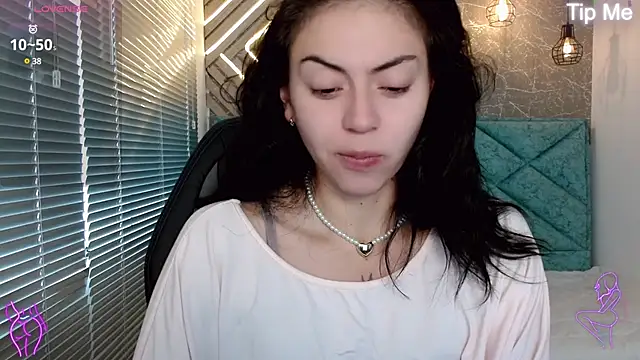Snapshot of april_dumont chatting on March 19, 2025, 12:23 pm april dumont online show from March 19, 2025, 12:23 pm