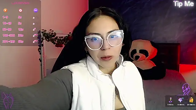 Snapshot of april_dumont chatting on March 8, 2025, 8:14 pm april dumont online show from March 8, 2025, 8:14 pm