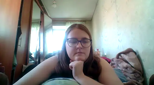 Snapshot of DesireMelissa chatting on March 18, 2025, 7:01 am DesireMelissa online show from March 18, 2025, 7:01 am