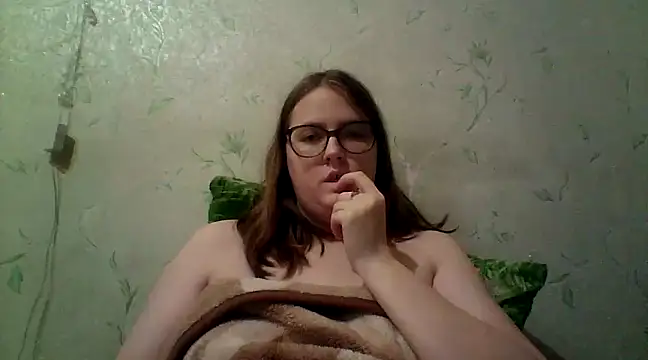 Snapshot of DesireMelissa chatting on February 23, 2025, 8:22 pm DesireMelissa online show from February 23, 2025, 8:22 pm